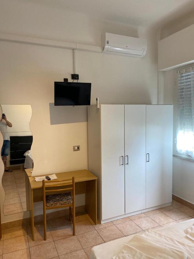 Hotel Nuovo Metropol Albissola Marina Eksteriør bilde